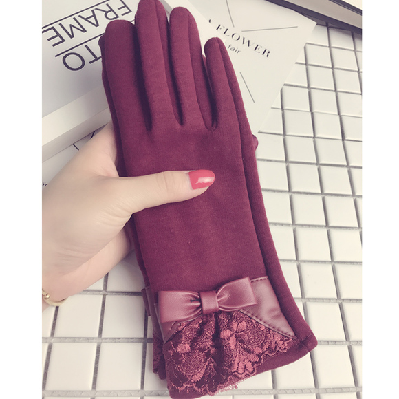 手套女冬季韩版可爱柔软绒布针织保暖时尚蝴蝶结修手分指女士手套